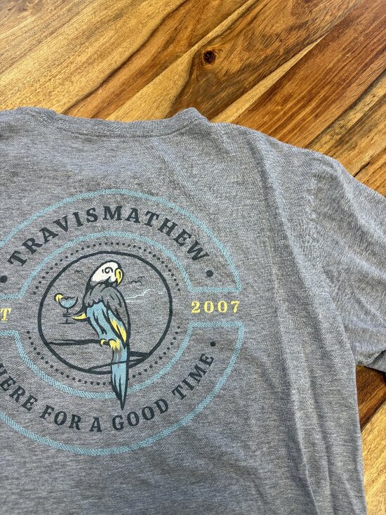 Travis Mathew Tee Shirt - Size M - Picture 1 of 5